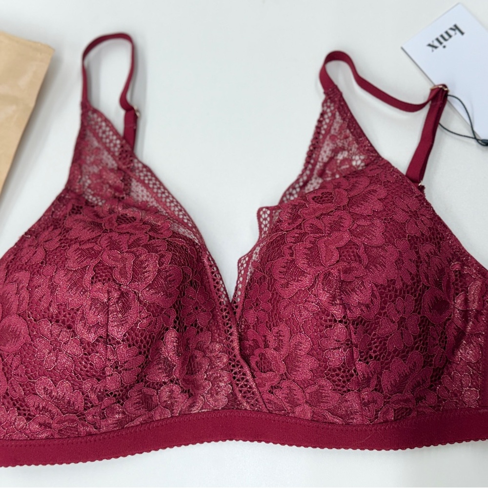 FLASH SALE⚡️NWT Knix Lacy Bralette